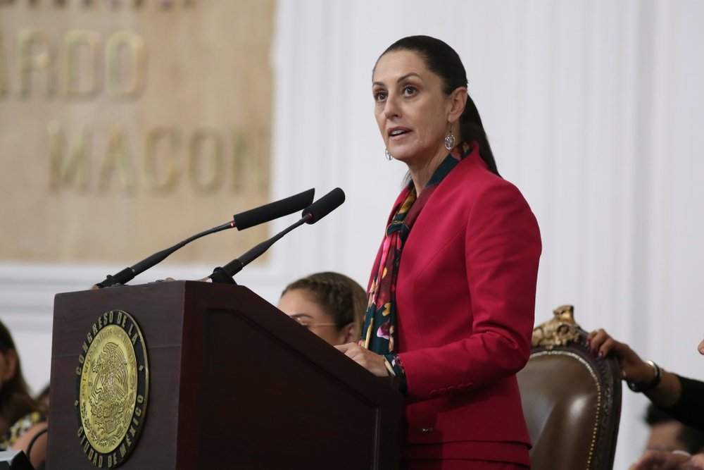 Claudia Sheinbaum Pardo, Mexico City Mayor presents her first report to the city congress.